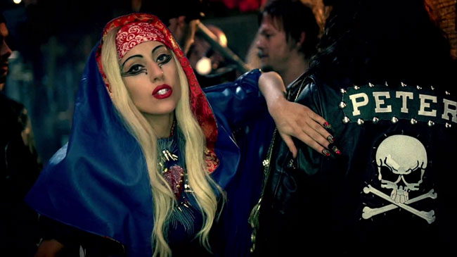 Lady-Gaga-Judas-Recap-peter.jpg