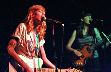 vivian girls live