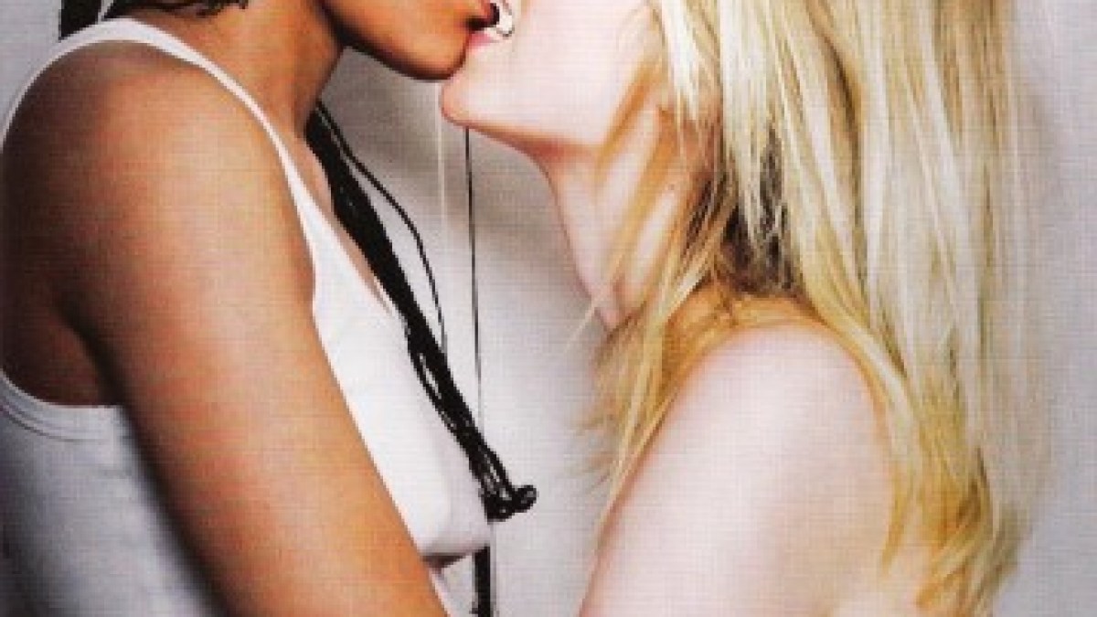 NSFW Lesbosexy Sunday: Because We Wanna F*ck Each Other! | Autostraddle