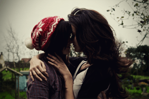 hat cuddler