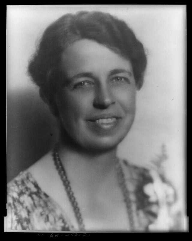 20051004190501!Eleanor_Roosevelt_portrait_1933