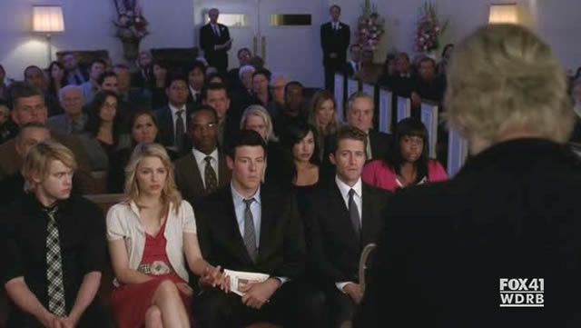19-why-are-the-glee-kids-at-the-funeral