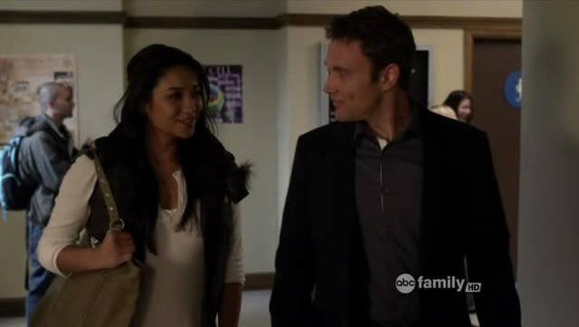 47-emily-is-not-making-out-with-anyone