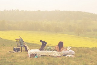 reading-in-a-field