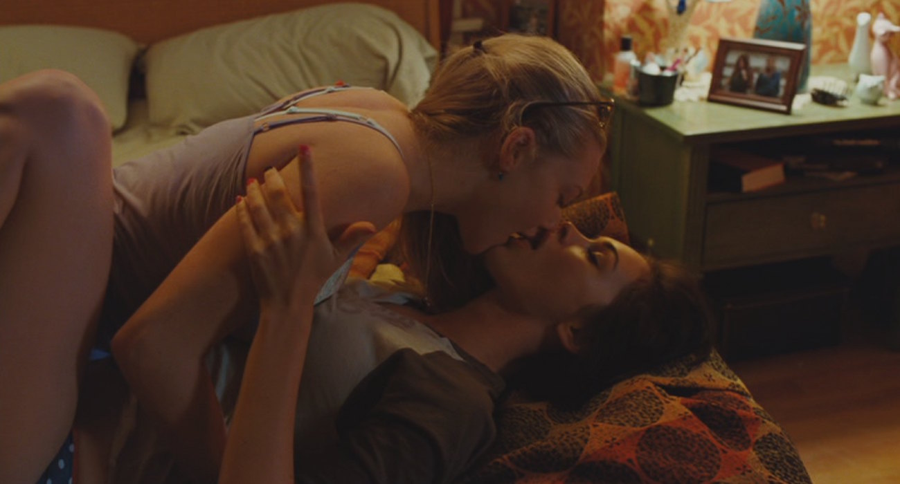 Sweet Lesbian Movies 13