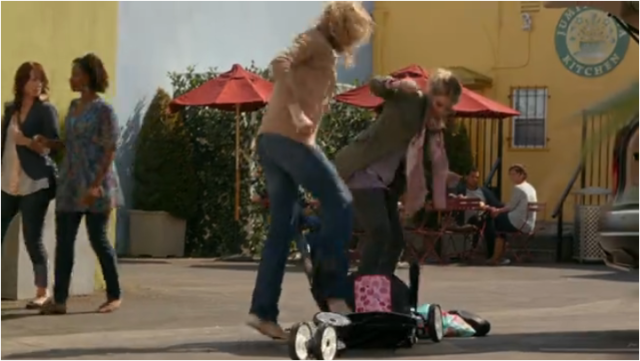 UAN_destroying_a_stroller