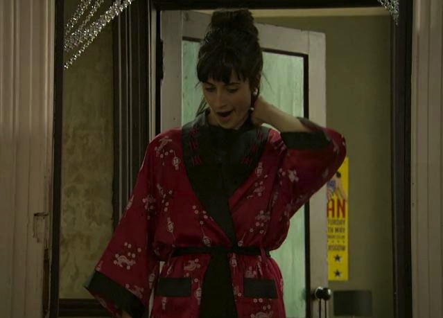 ls205_sadie_stretch