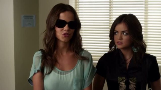 i wish i had little boobs so i could wear flowy shirts like jenna