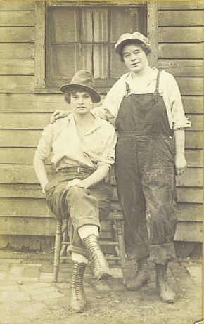 1932