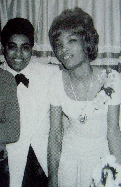 1968-fyqv-lesbian-wedding-1968