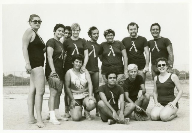 1970s-gay-softball-team