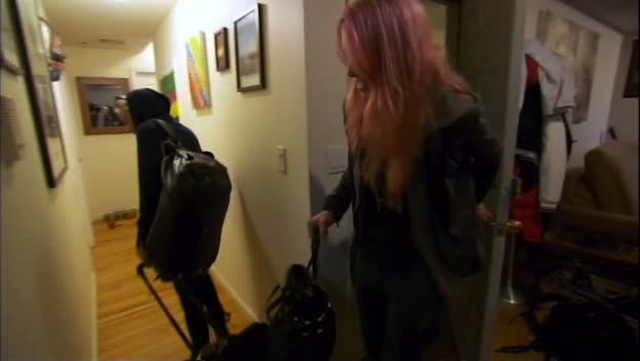 3b-its-kind-of-hilarious-that-their-friend-just-peaced-the-fuck-outta-there