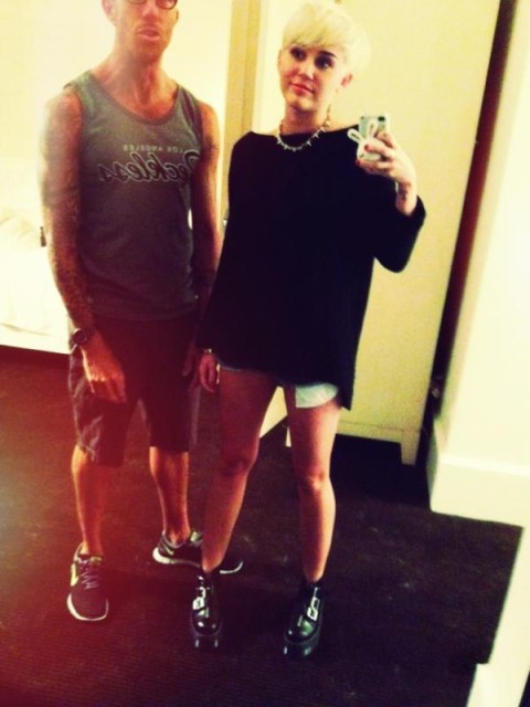 miley haircut 3