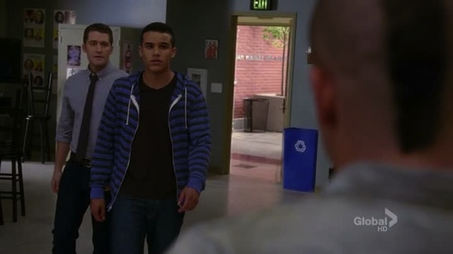 Glee402-00214