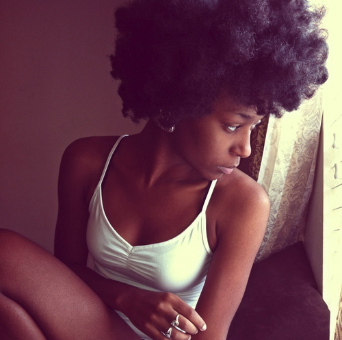 livelovelora.tumblr.com