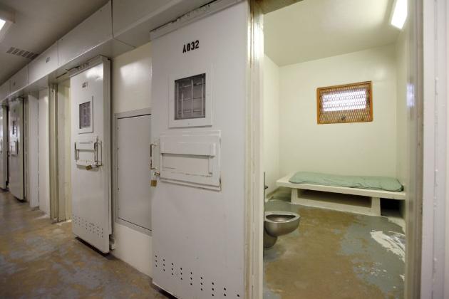 it's very difficult to get actual photos of solitary cells in various prisons. this is a solitary cell in Unit 32 of the Mississippi State Penitentiary, via the  Washington Post