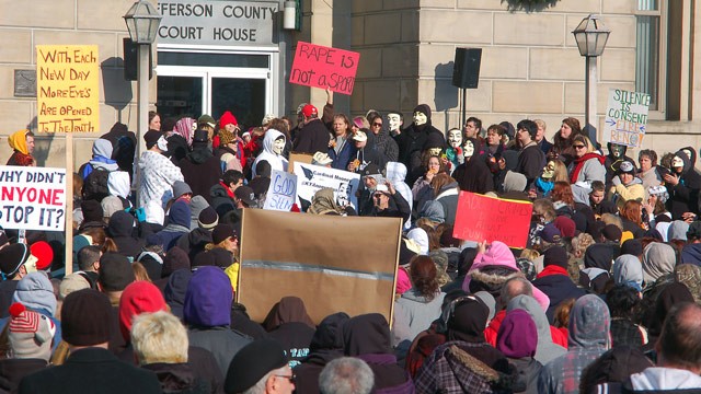 ap_steubenville_rape_protest_jt_130309_wg-1