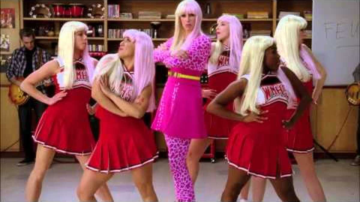 Glee Episode 416 Recap Feuds With Dudes And Girls And Boy Bands Autostraddle