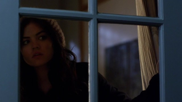 THE TRIUMPHANT RETURN OF ARIA'S "SNOOPING HAT."