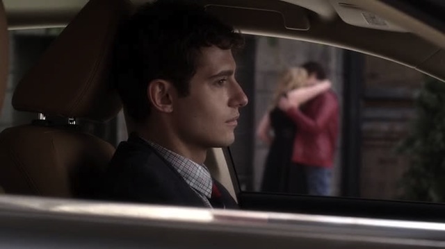 Yeah this doesn't look like a jerk off scene or anything. 