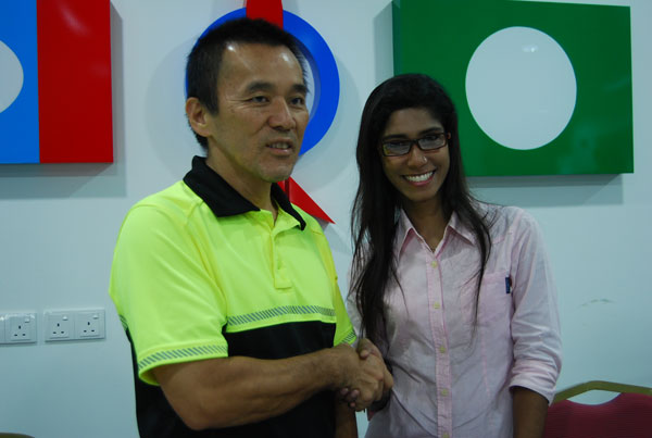 DAP's Teh Yee Cheu and Hazreen Shaik Daud  via TransGriot