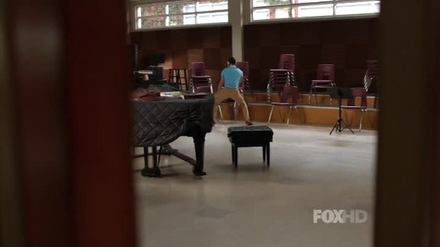 whatever i don't need kurt, i can just autostraddle this chair