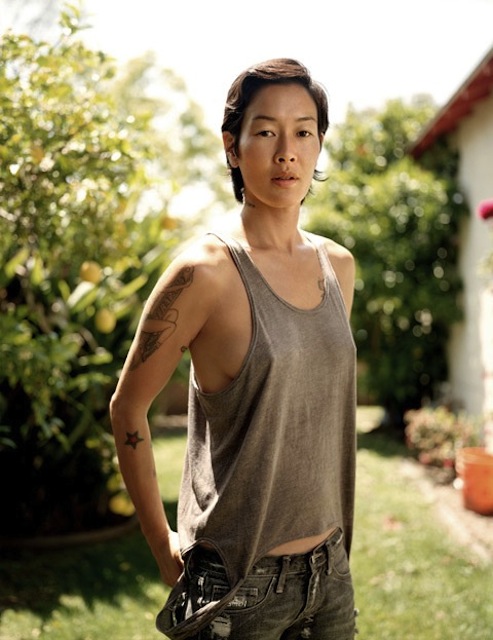 Jenny Shimizu via alivetillthe-end.tumblr.com