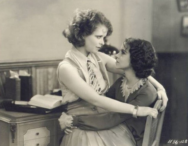 I SEE YOU, CLARA BOW.