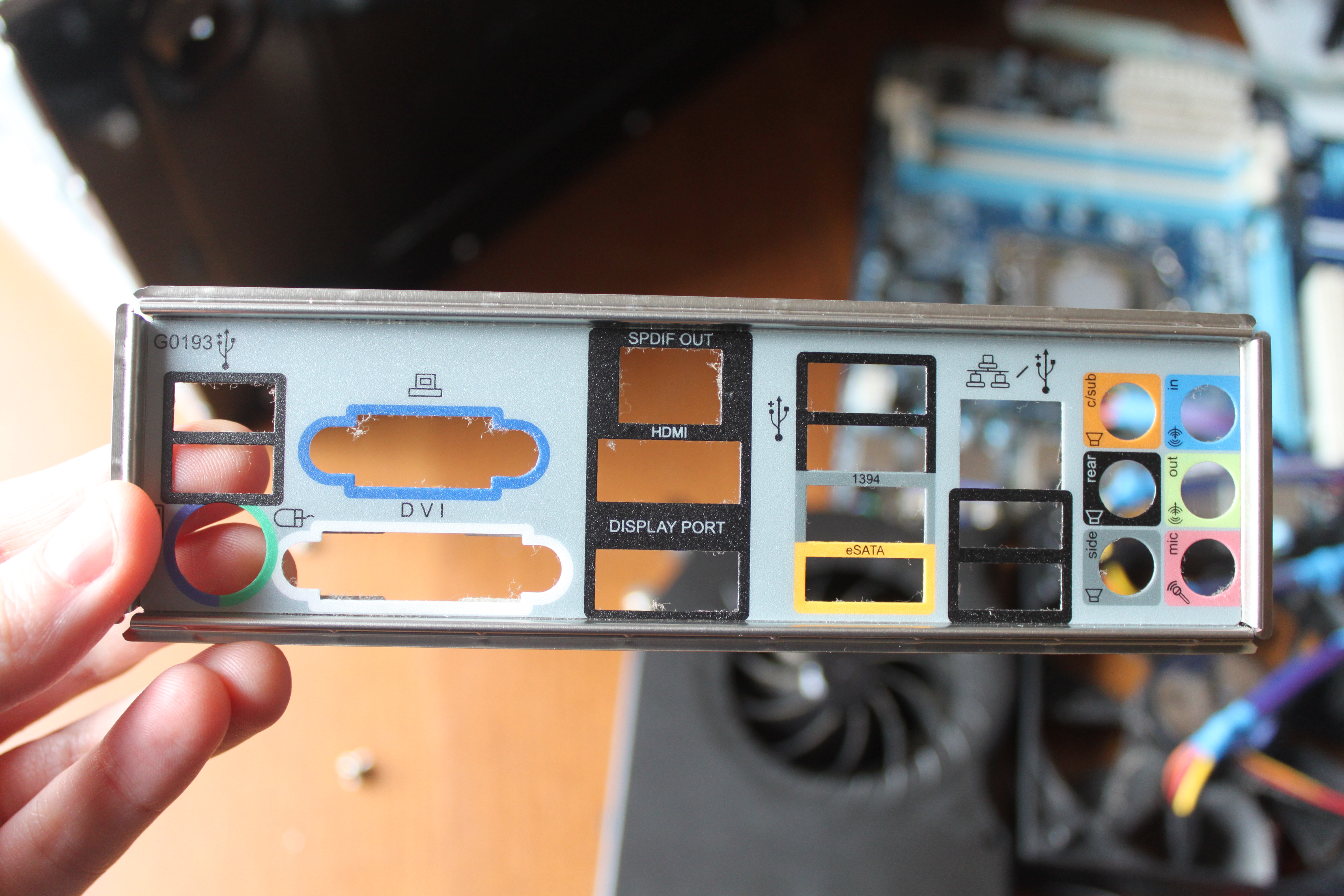 The Queer Grrrl's Guide To A DIY Computer, Part 2: Assembly | Autostraddle