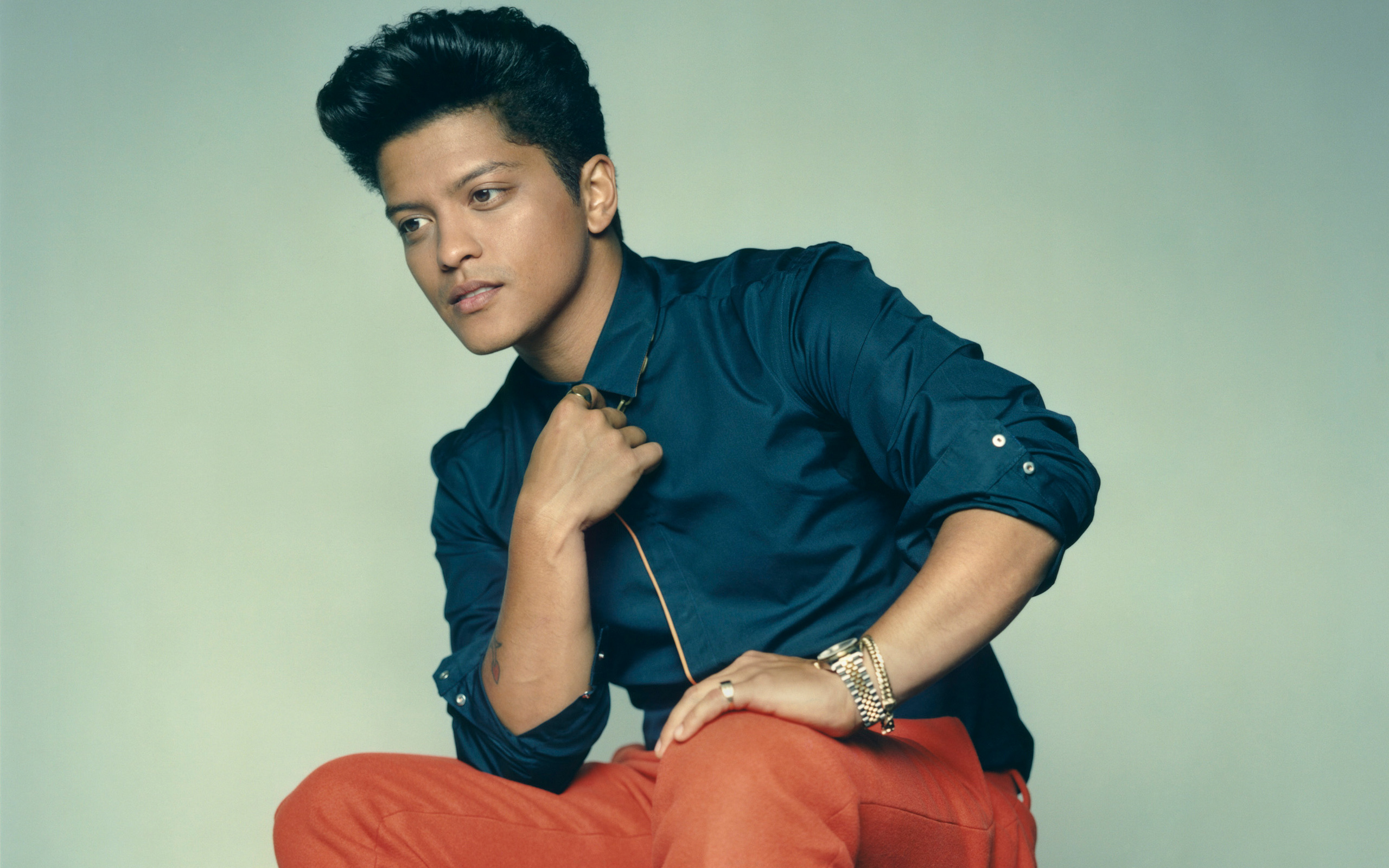 FRIDAY OPEN THREAD Tell Me What Youre Listening To So I Can Stop Listening to Bruno Mars Autostraddle photo