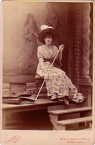 SARAH BERNHARDT AS TOSCA