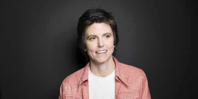 comedian-tig-notaro-shared-her-personal-tragedy-with-the-world-and-made-us-laugh