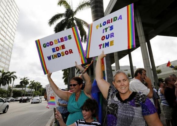 CREDIT: REUTERS/JOE SKIPPER