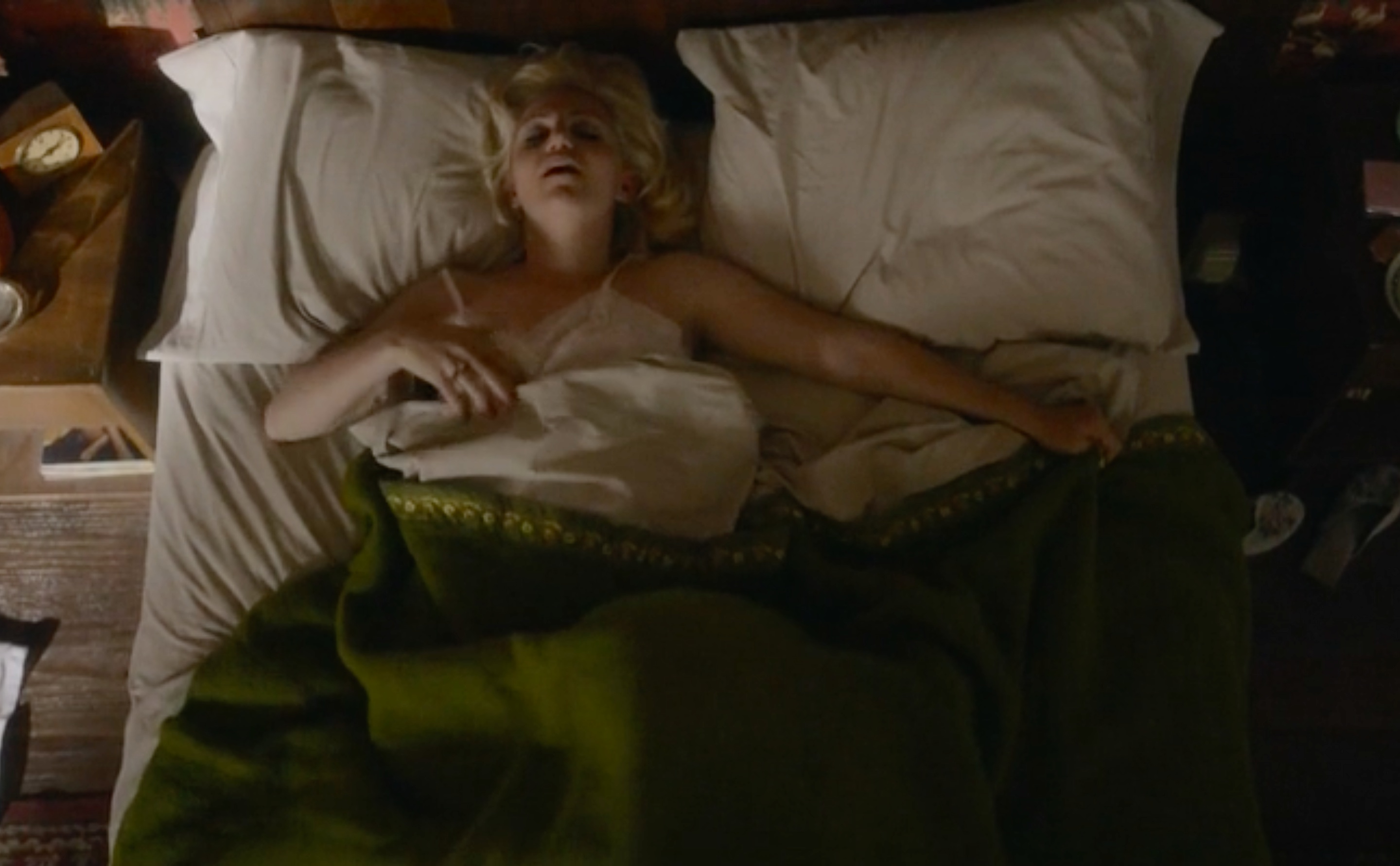 Sex scene lesbian masters of sex