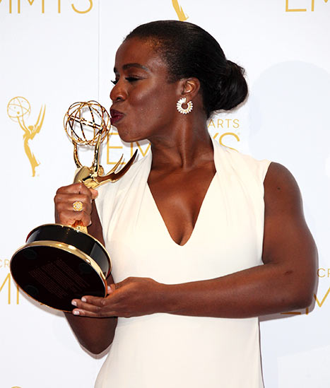 uzo aduba kiss emmy