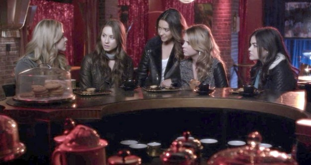 pll-lying-each-other