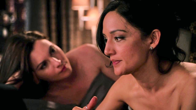 is kalinda gay Is kalinda gay