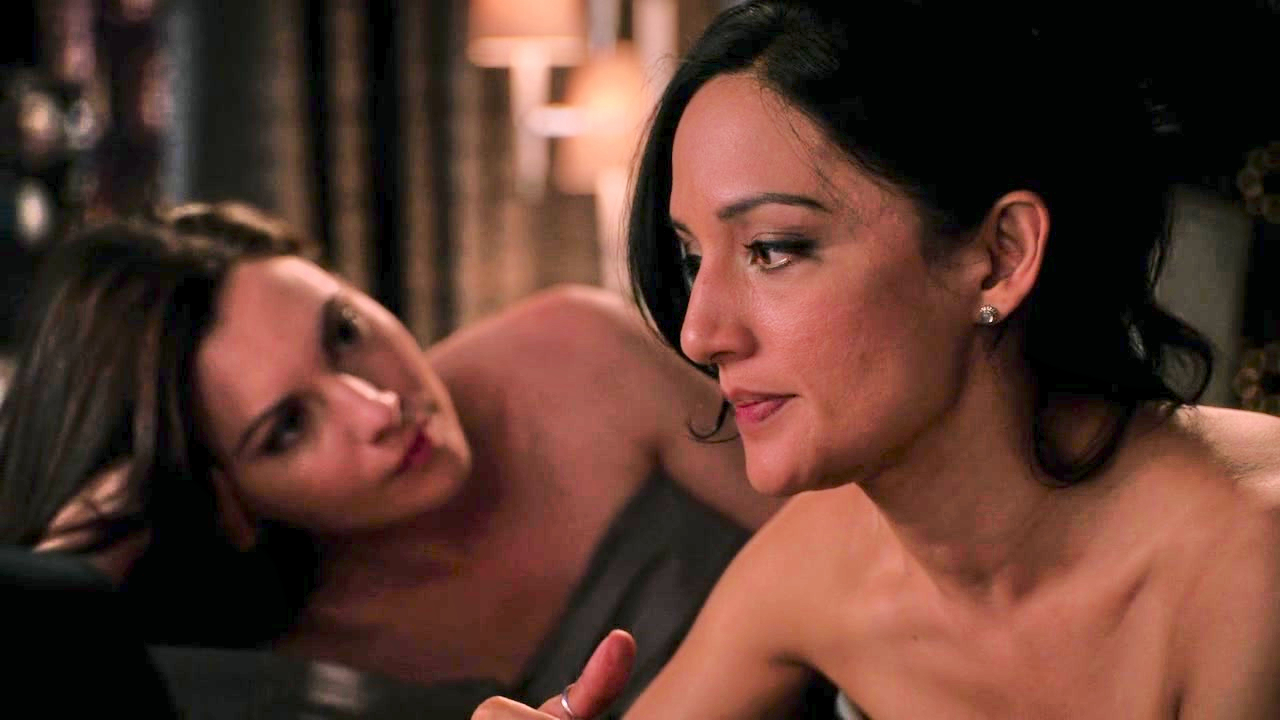 Boob(s on Your) Tube Sexytime Hijinks on The Good Wife and Docs Ex-Girlfriend on Jane the Virgin Autostraddle photo
