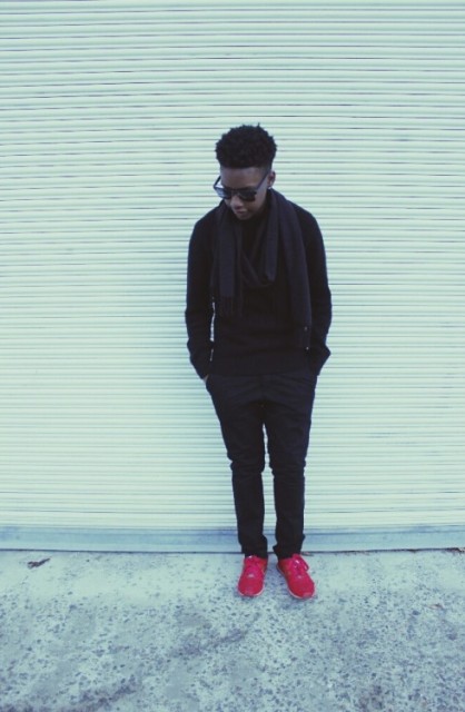 sweater post all black everything