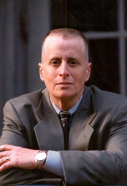 leslie Feinberg headshot