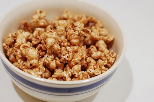 Caramel popcorn