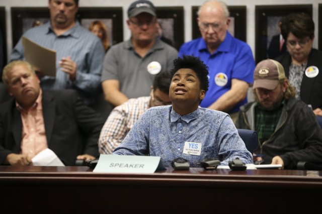 Zeam Porter, a gender non-conforming former athlete testifies in Minnesota. via 