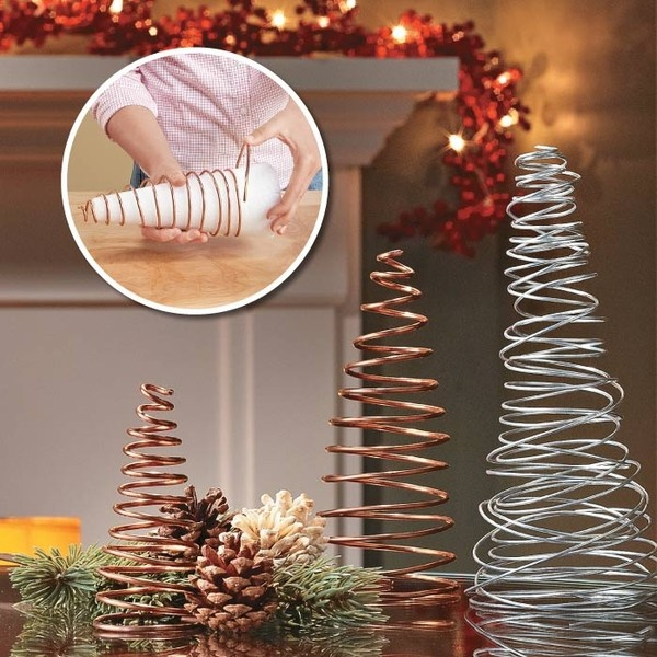 Wire-Tree-Cheap-Christmas-decoration-DIY