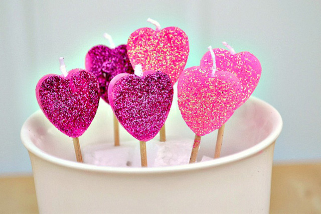 diy-candle-craft-valentines-day-heart-candles
