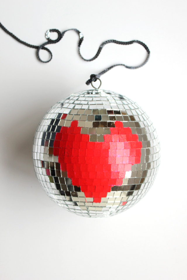 heart-disco-ball-diy