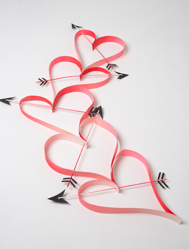 make-an-oversized-paper-heart-chain