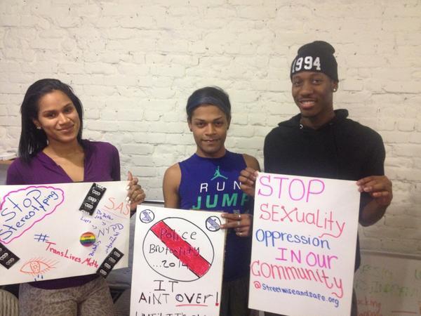 Streetwise and Safe demand an end to police brutality. via @SASYOUTHNYC