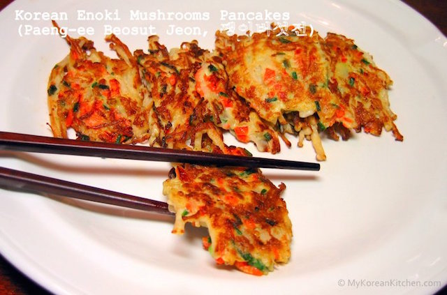 Korean Enoki Mushrooms Pancakes (Paeng-ee Beosut Jeon)