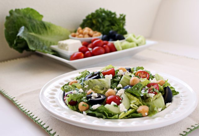 Mediterranean-Chopped-Salad-11