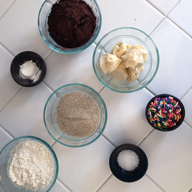 chocolate-crumb-ingredients